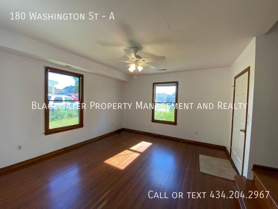 180 Washington St #A - Photo 3 of 18