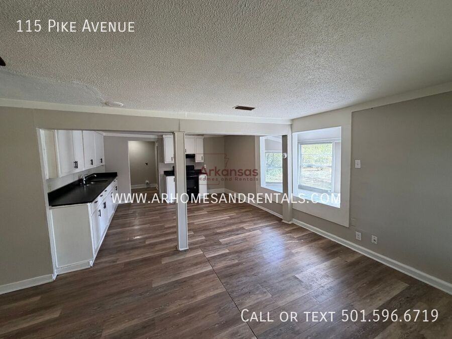 115 Pike Ave - Photo 3 of 12