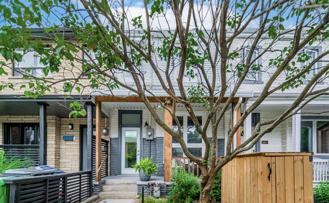 Bathurst St & Dundas St W - Photo 1 of 1