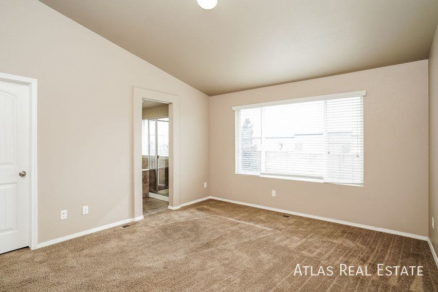 7086 Mustang Rim Dr - Photo 7 of 20