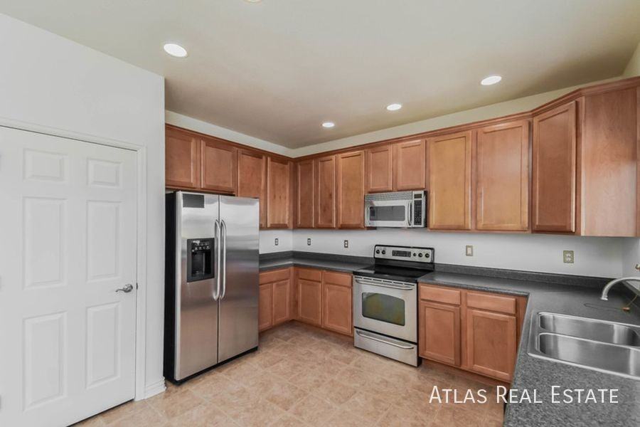 430 Winebrook Way - Photo 6 of 20