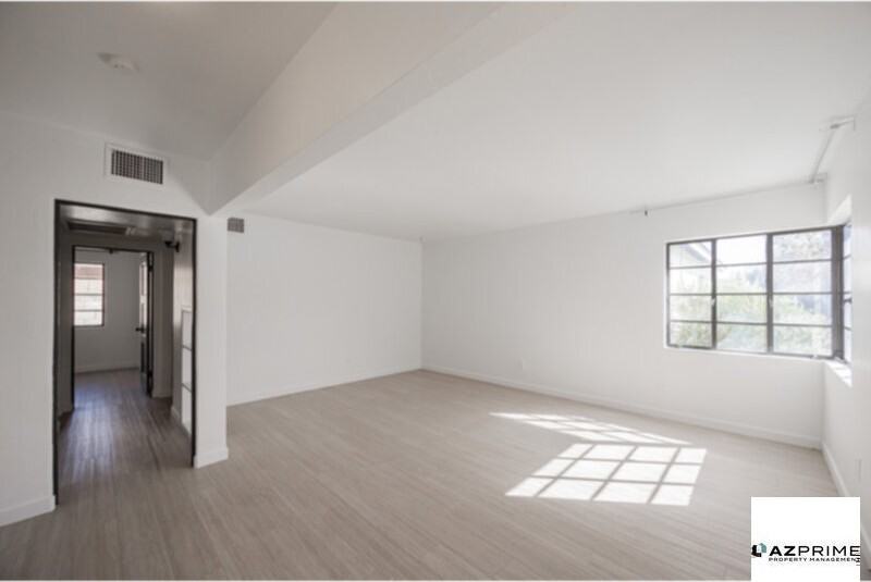 414 W 13th St - Photo 7 of 22