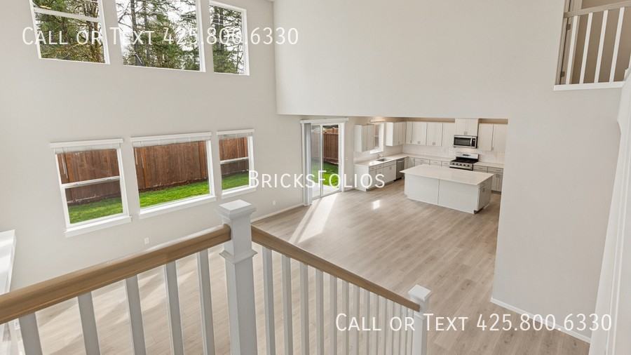 2319 Boxcar St Ne ##Ne - Photo 6 of 23