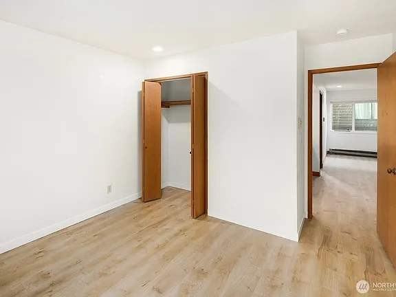 5210 11th Ave Ne #B - Photo 2 of 17