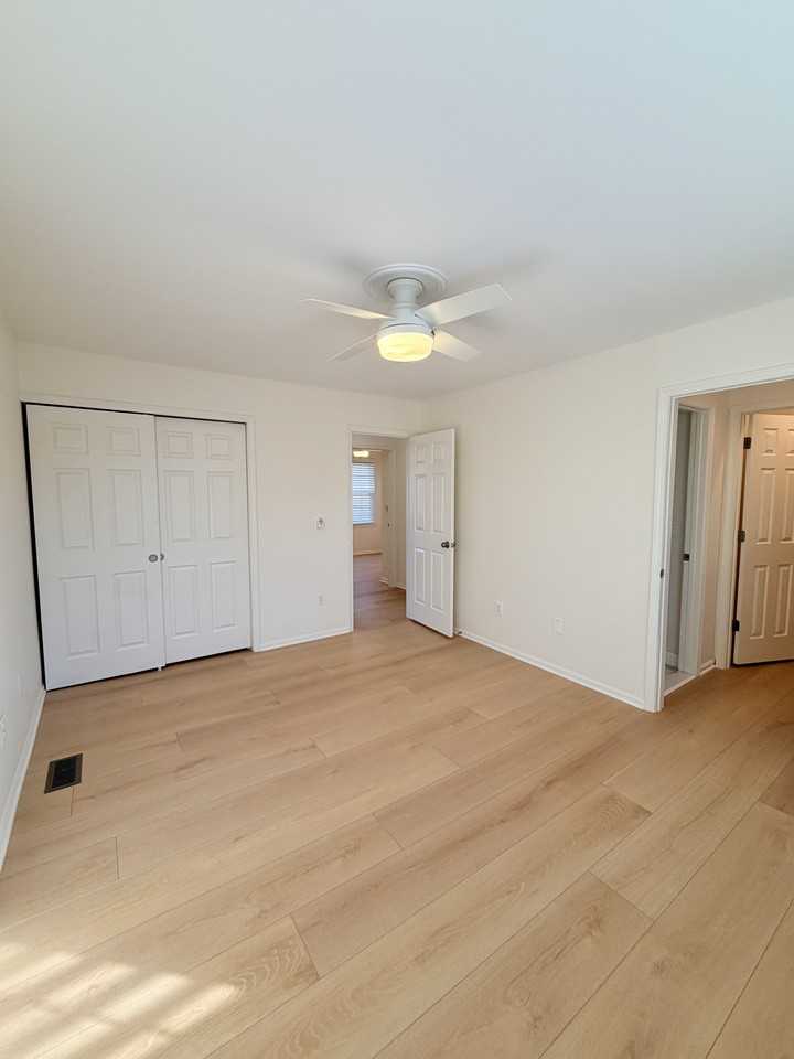 30 Bentley Dr #NA - Photo 7 of 18