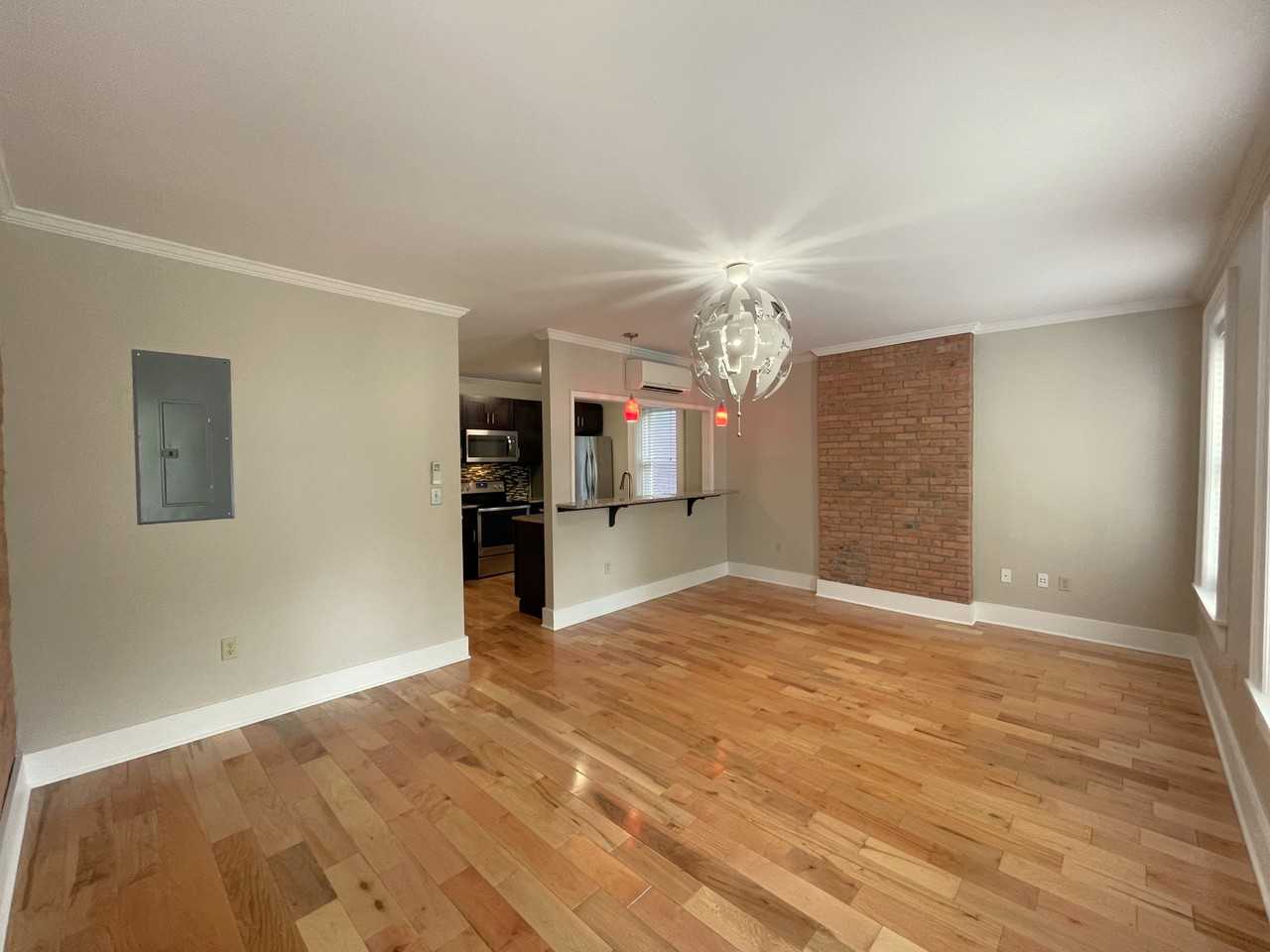 399 W Water St #4 - Photo 4 of 26