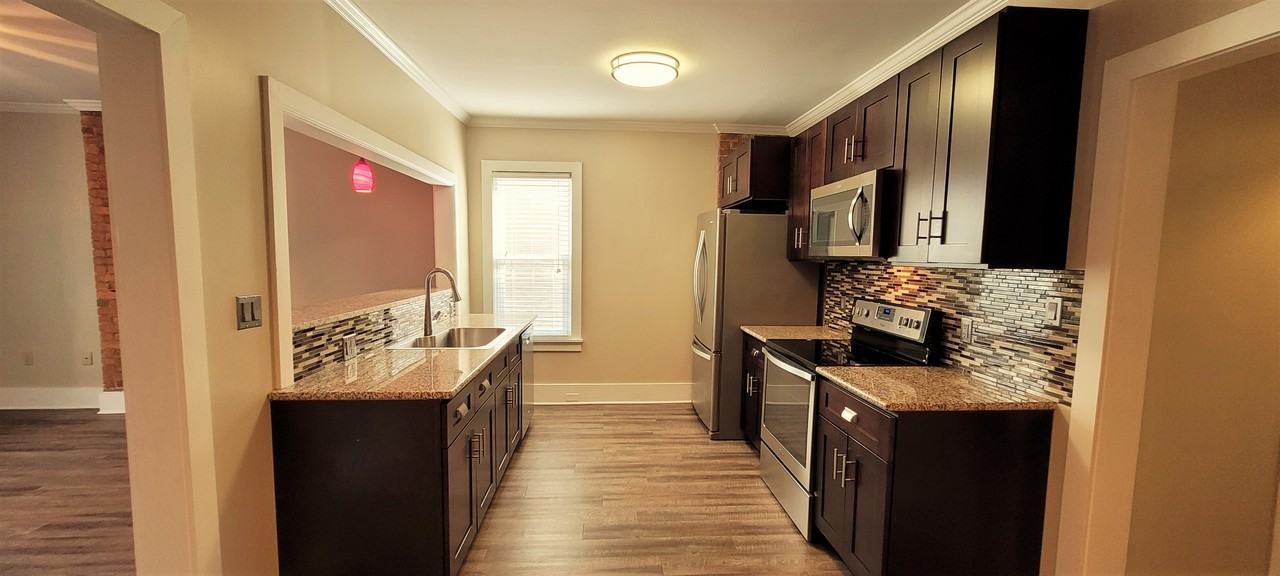 395 W Water St #5 - Photo 4 of 23