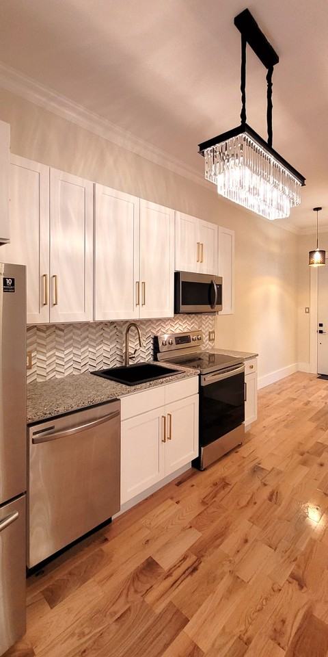 110 Baldwin St #203 - Photo 3 of 22