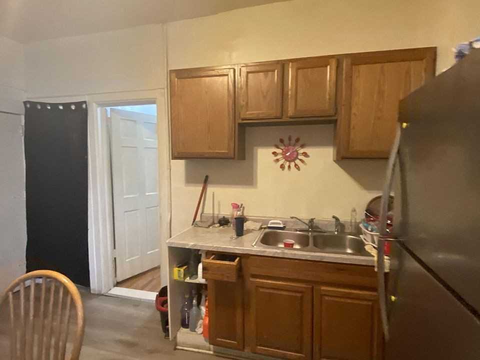 2769 N 27th St - Photo 7 of 9