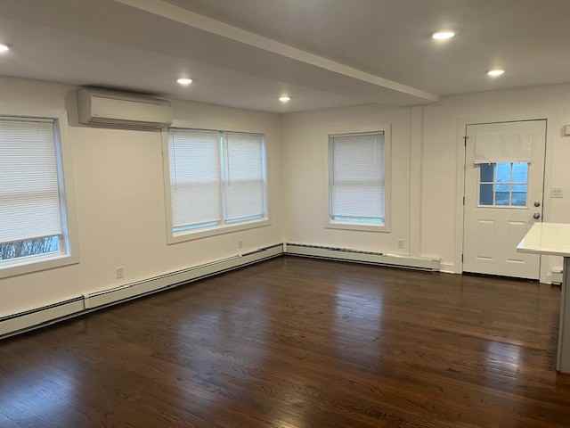 725 Hill St #4 - Photo 7 of 16