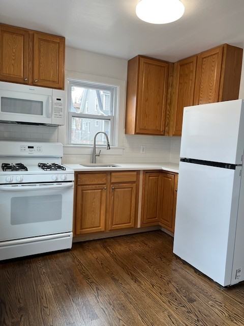 12 Mckenzie Ave #NA - Photo 3 of 14