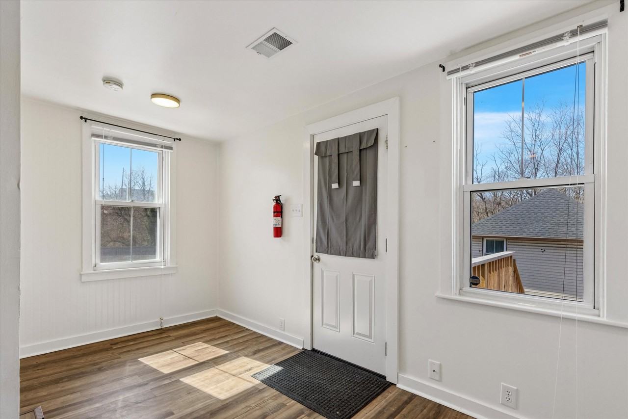 333 S Hanover St #2 - Photo 5 of 15