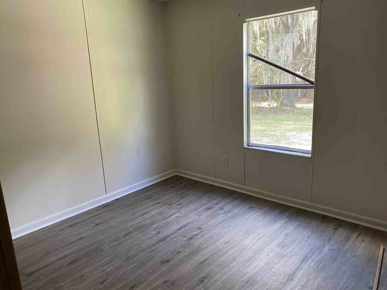 5982 Williams Rd #NA - Photo 7 of 9