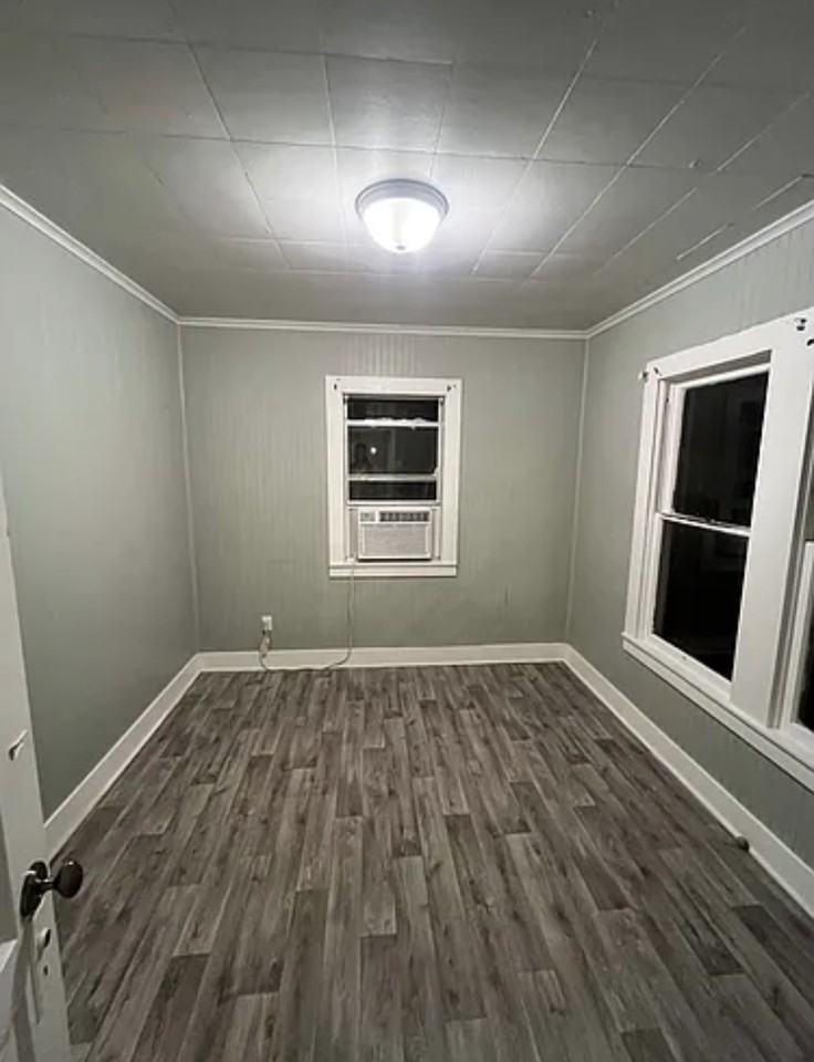 2515 Hazel St #NA - Photo 2 of 9