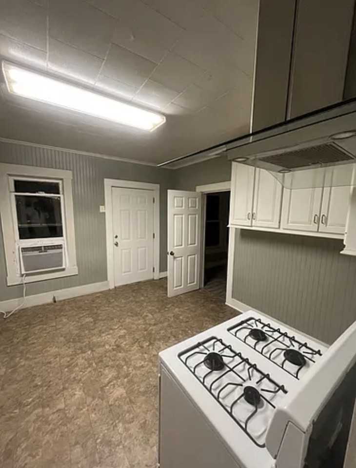 2515 Hazel St #NA - Photo 7 of 9