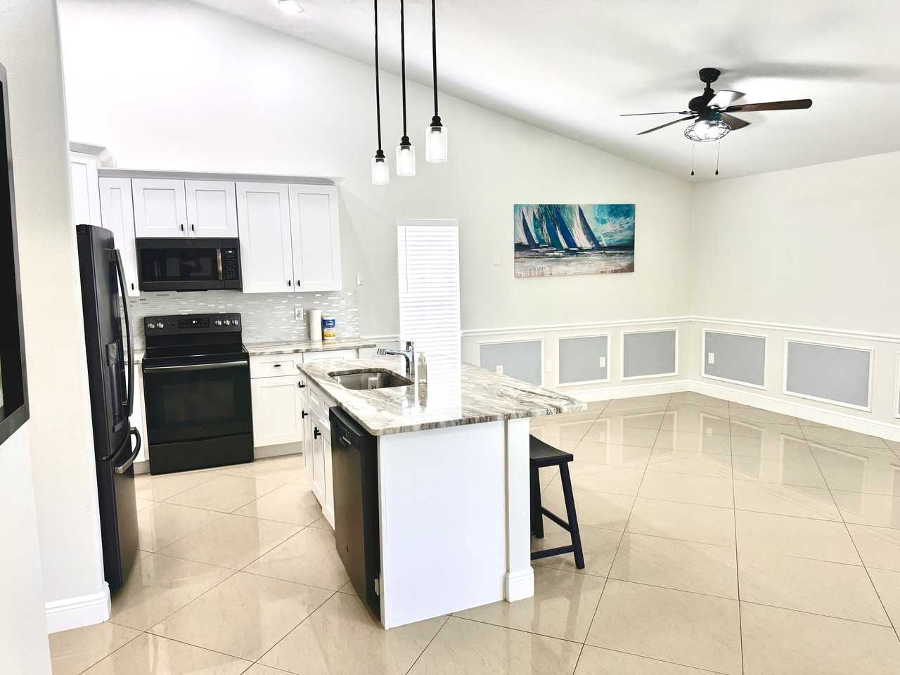 5714 29th Ct E #NA - Photo 4 of 32