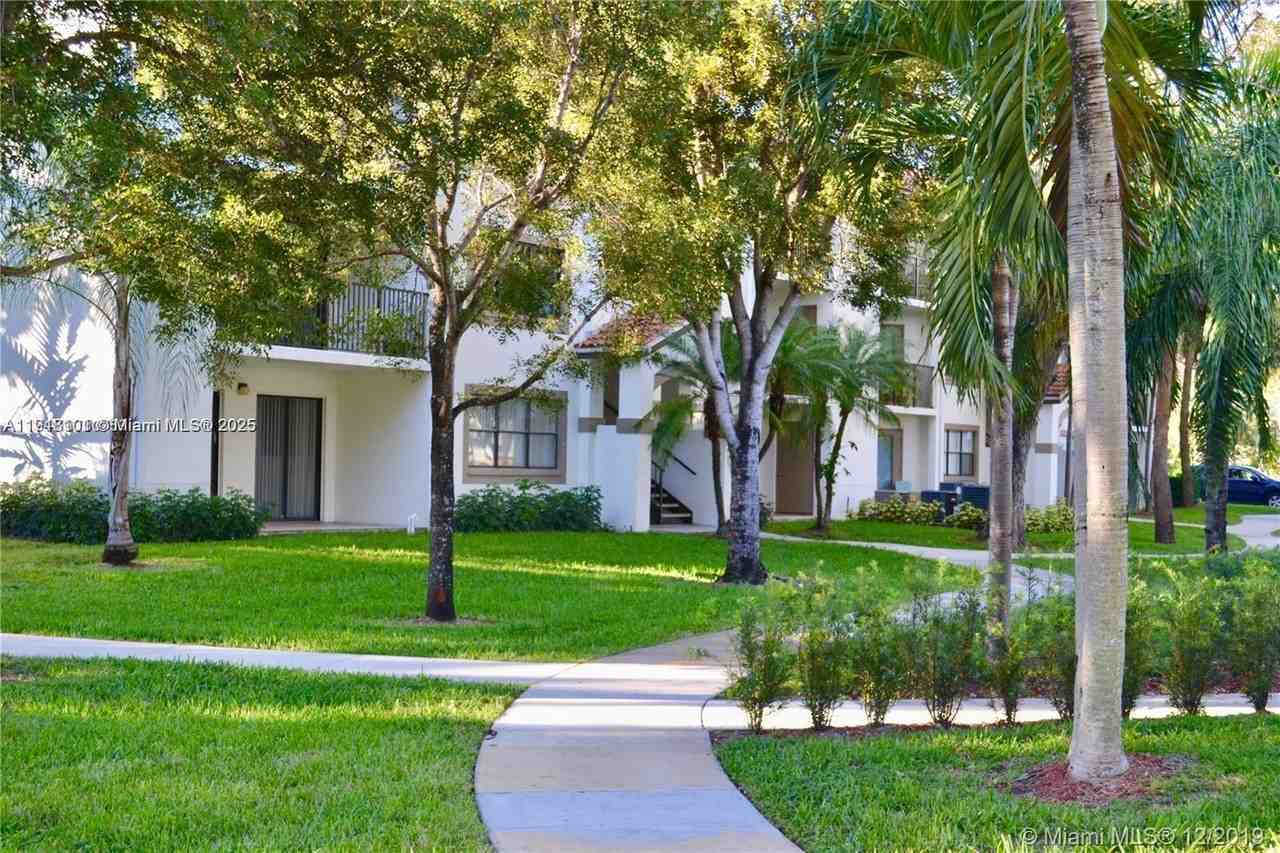 620 S Park Rd #620-272 - Photo 3 of 23