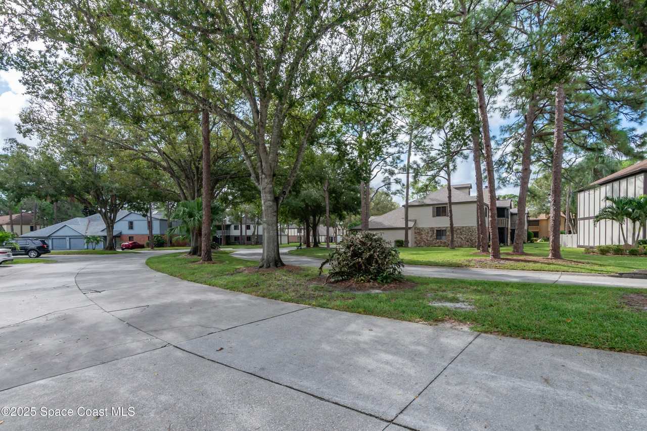 9012 Scarsdale Ct #901229D - Photo 6 of 47