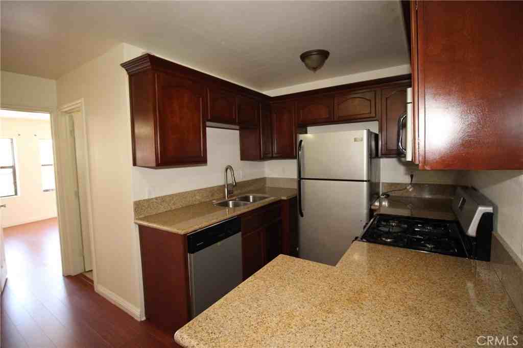 7914 Seville Ave #7914B - Photo 4 of 8