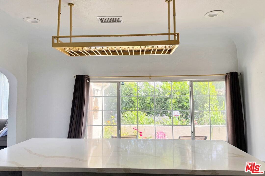 1245 N Orchard Dr #1245 - Photo 5 of 18