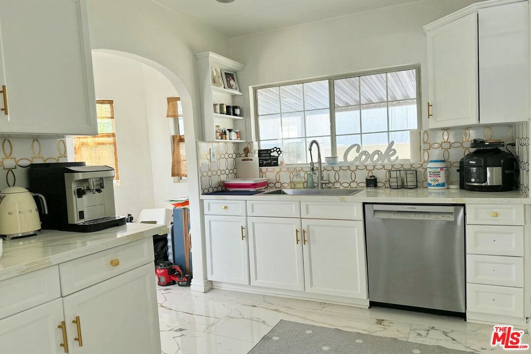 1245 N Orchard Dr #1245 - Photo 7 of 18