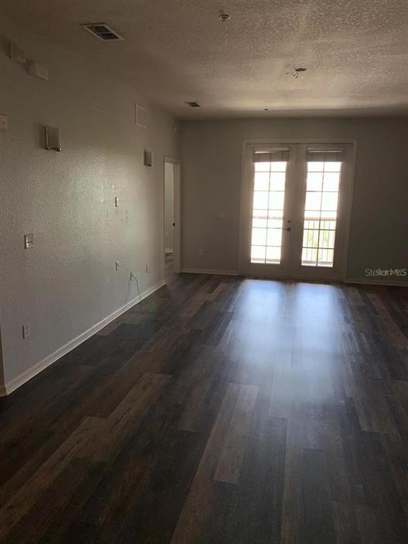 3001 Laurel Run Ln #3001-301 - Photo 3 of 17