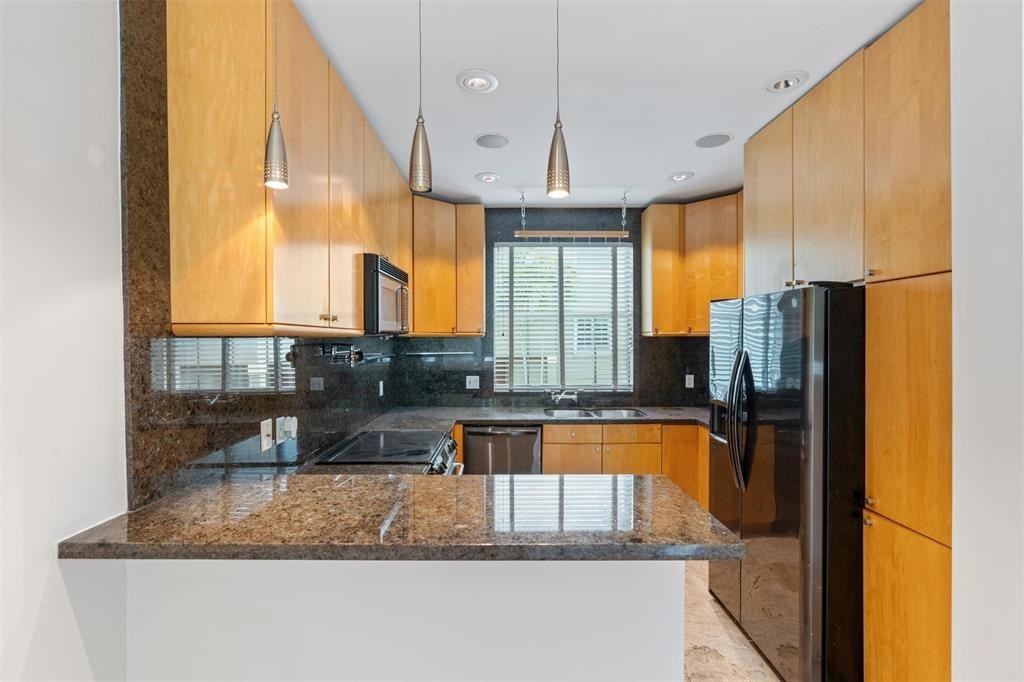 1215 Tequesta St #1215 - Photo 7 of 16