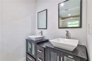 featured image of 1389 W 33rd St #1389
