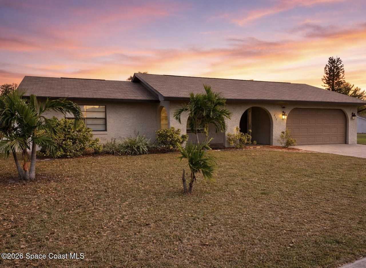 472 Newfound Harbor Dr #472 - Photo 4 of 20