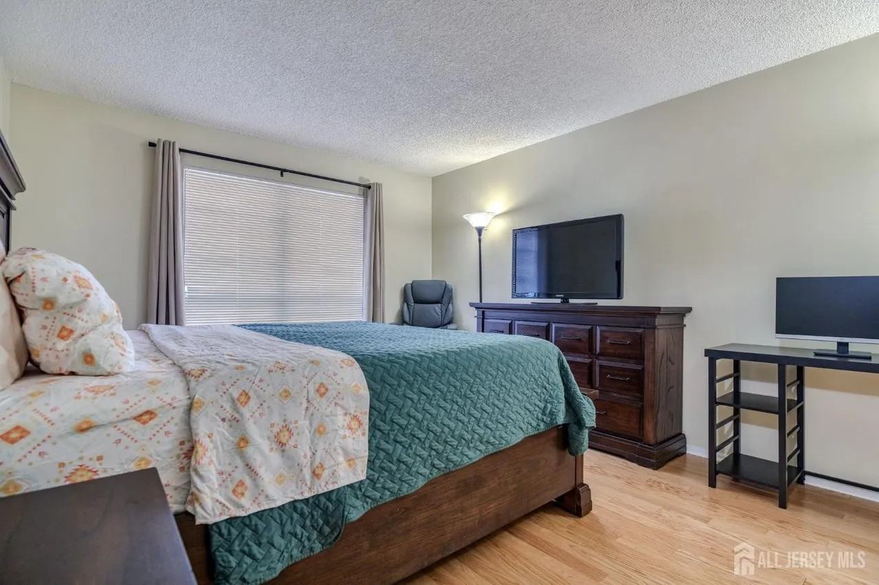 252 Kempsey Dr #252 - Photo 7 of 18