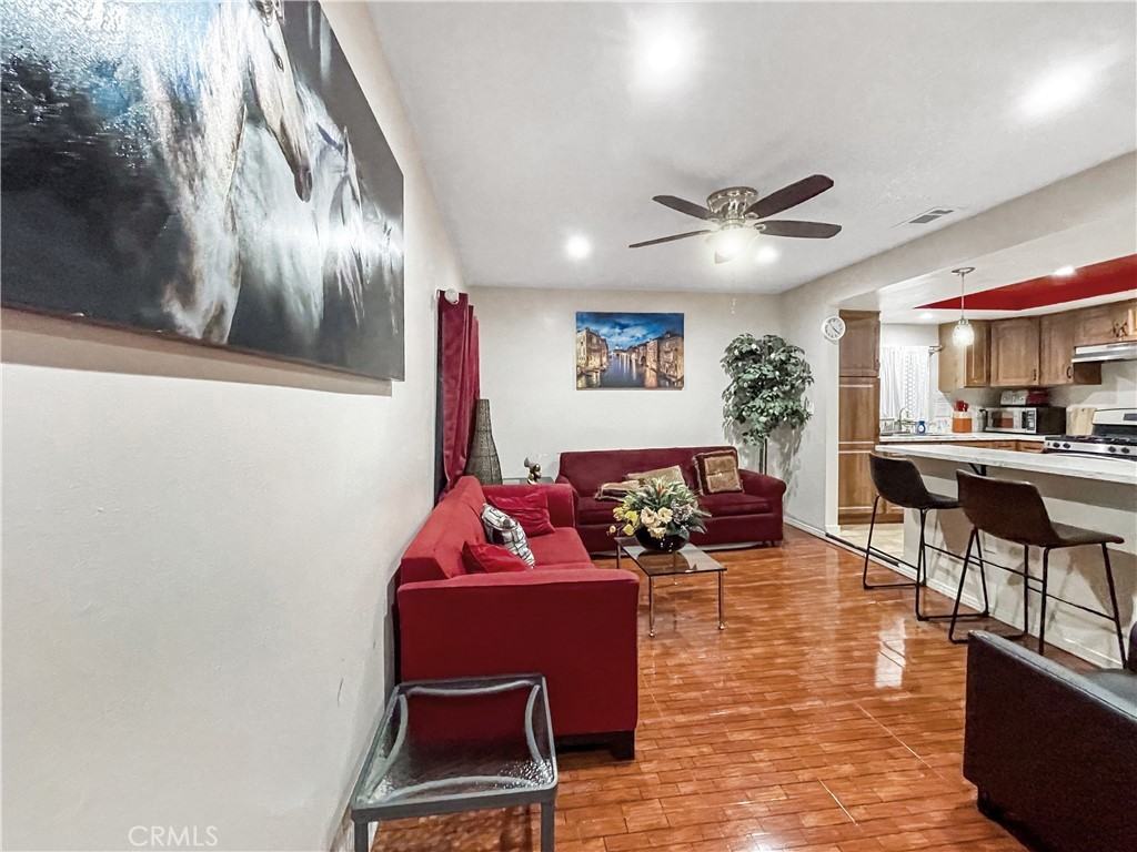 4084 W 137th St #4084B - Photo 2 of 8