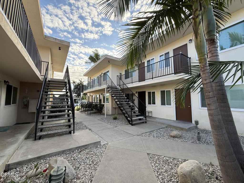 1171 E Meta St #1171-16 - Photo 7 of 15