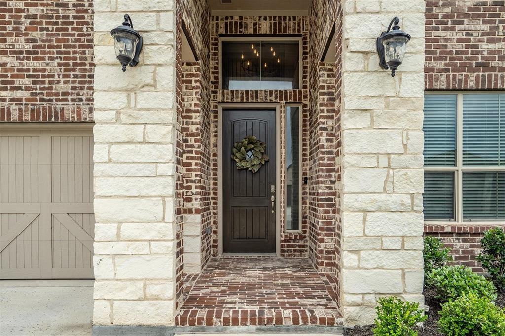 2013 Windsor Dr #2013 - Photo 5 of 40