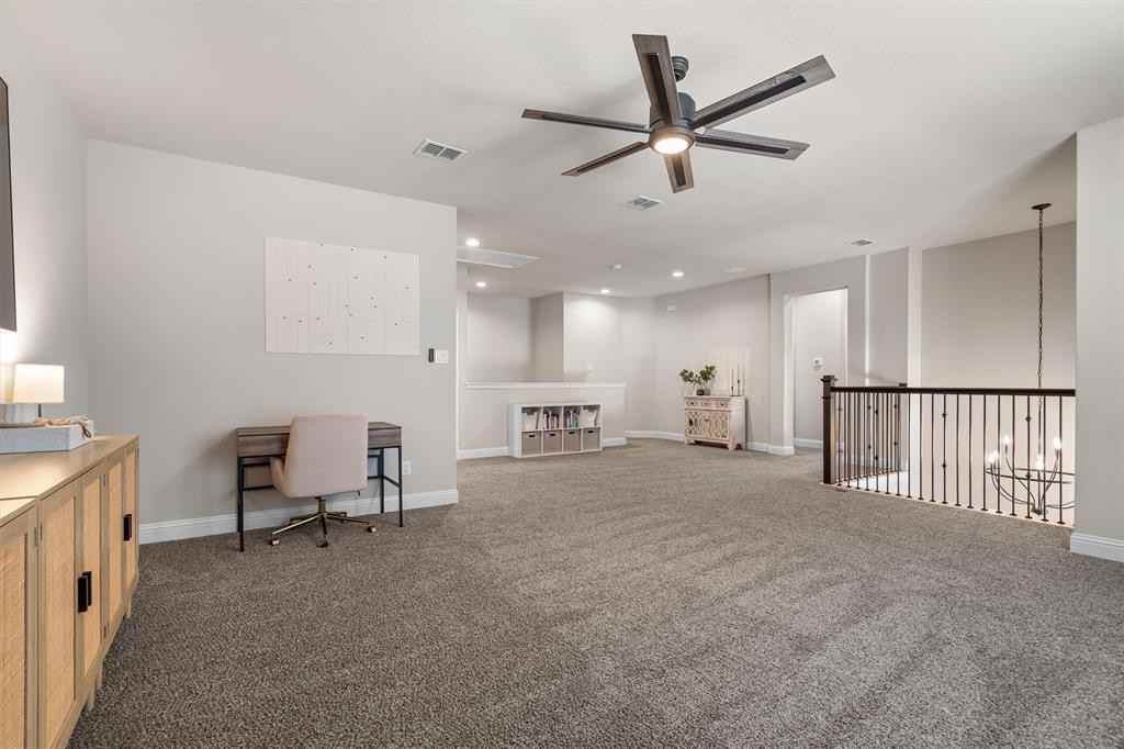 2013 Windsor Dr #2013 - Photo 7 of 40