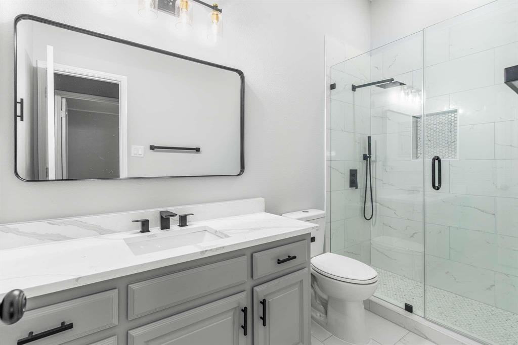 8637 Creede Trl #8637 - Photo 2 of 26