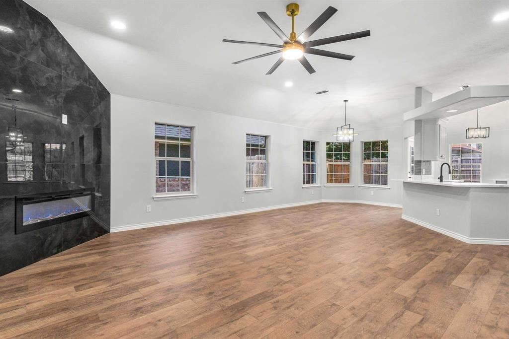 8637 Creede Trl #8637 - Photo 7 of 26