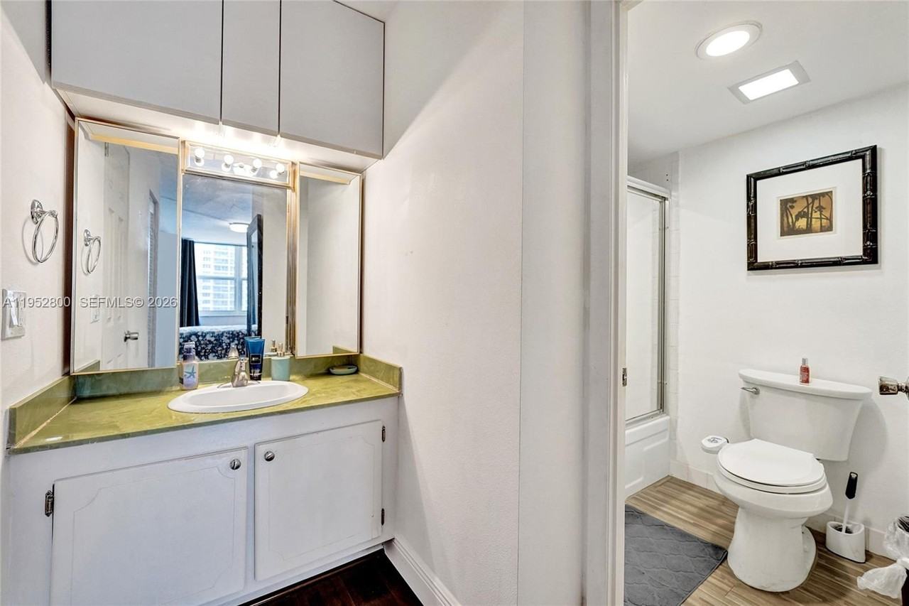 2201 S Ocean Dr #2201-608 - Photo 3 of 50