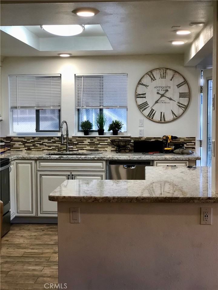 2324 Via Puerta #2324B - Photo 5 of 17