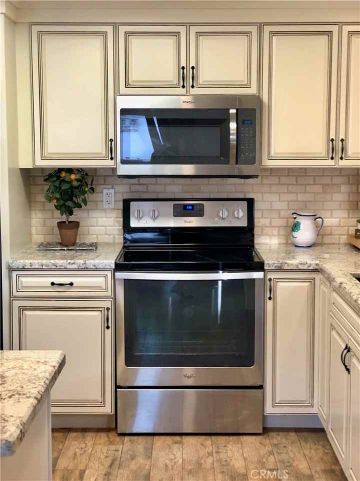 2324 Via Puerta #2324B - Photo 6 of 17