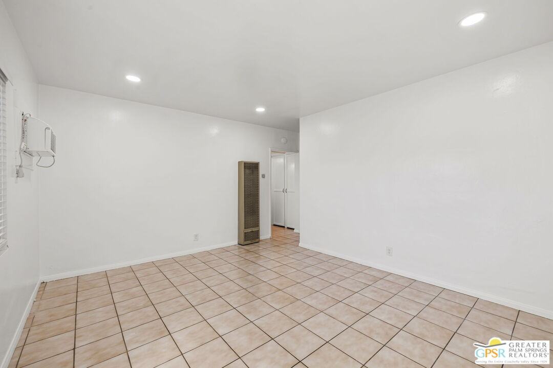 1674 Vía Salida #1674-1 - Photo 4 of 32