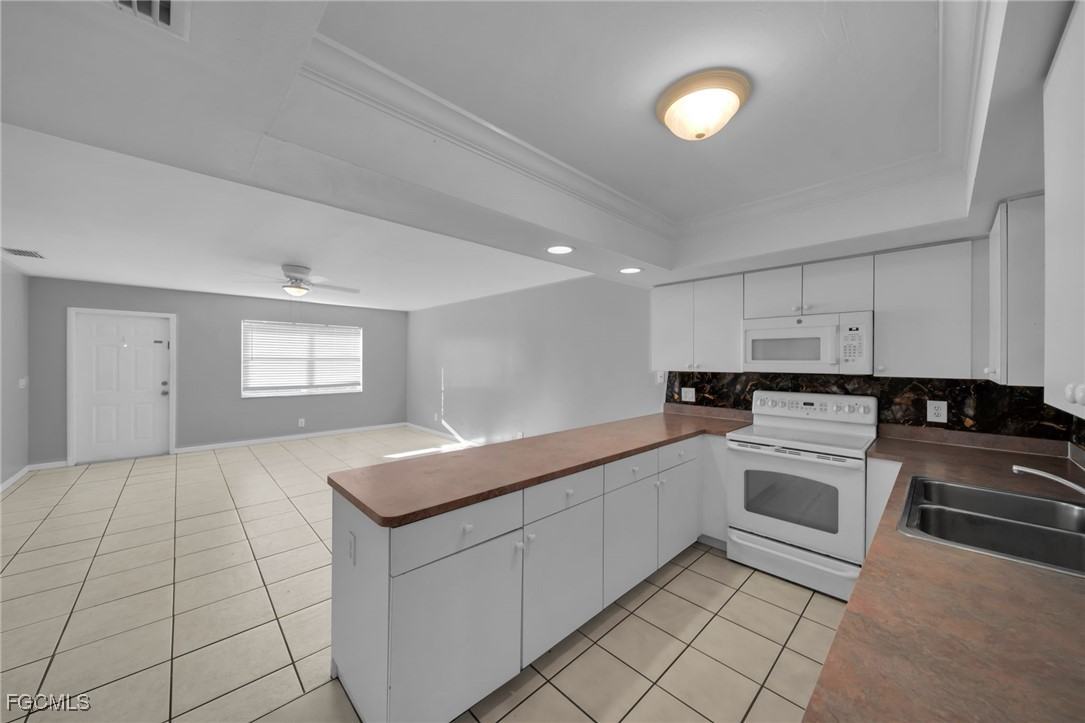 1407 Se 24th Ave #1407-1 - Photo 3 of 18