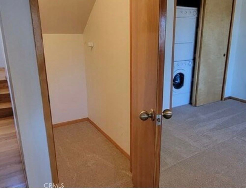 2012 Zermatt Dr #2012 - Photo 4 of 9