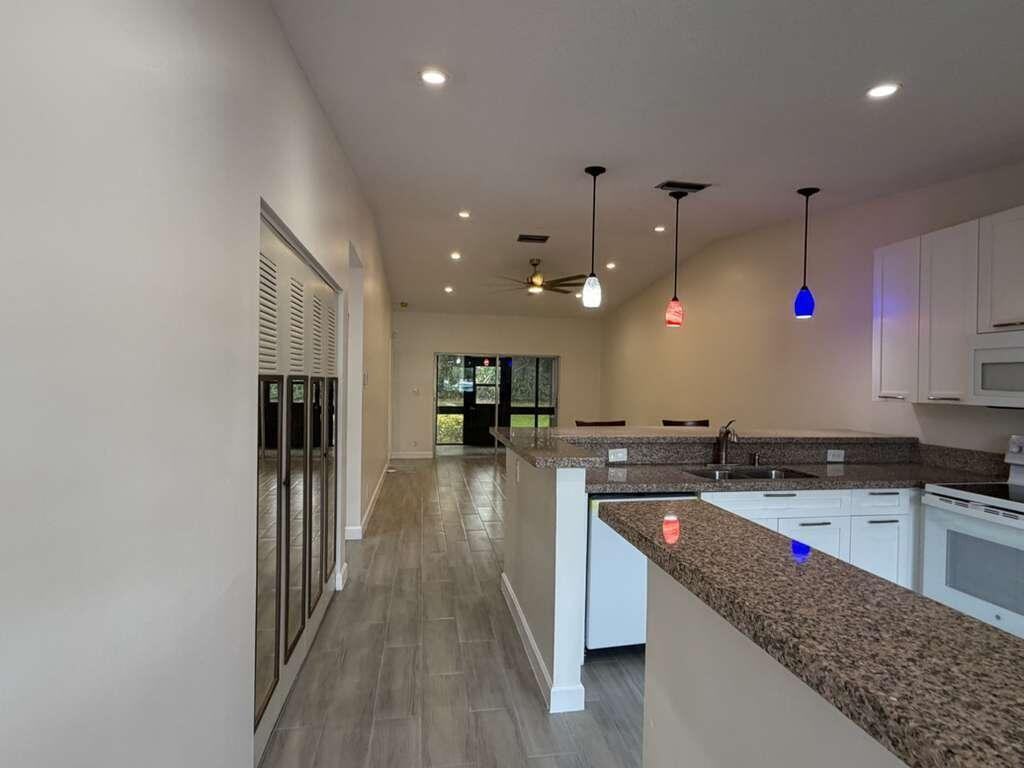 18867 Candlewick Dr #18867 - Photo 3 of 21