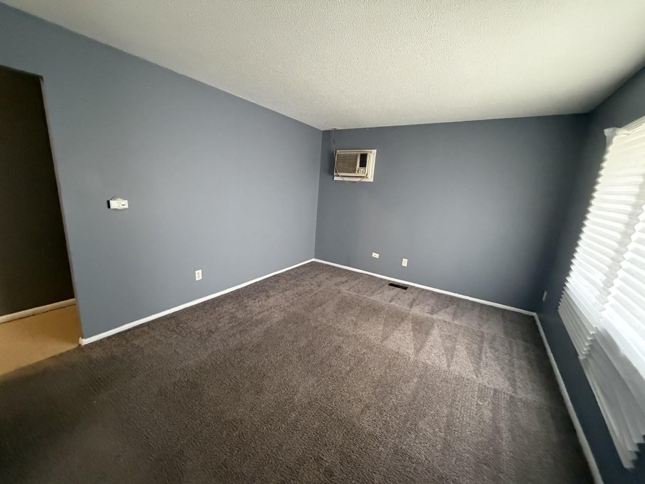 1003 Shasta Dr - Photo 6 of 13