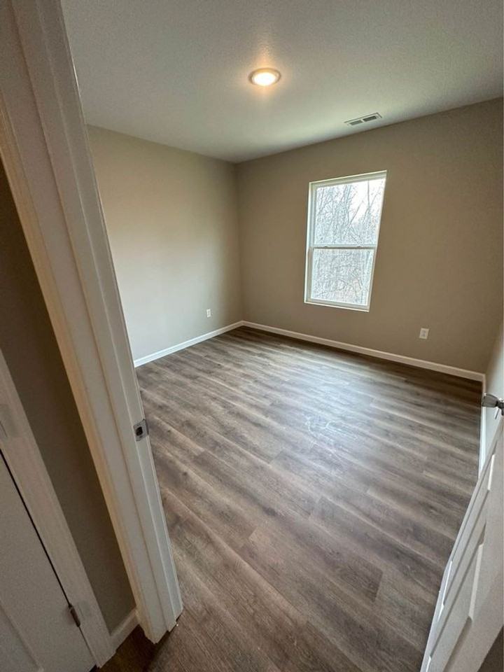 215 Cane Creek Ln #208 - Photo 6 of 17