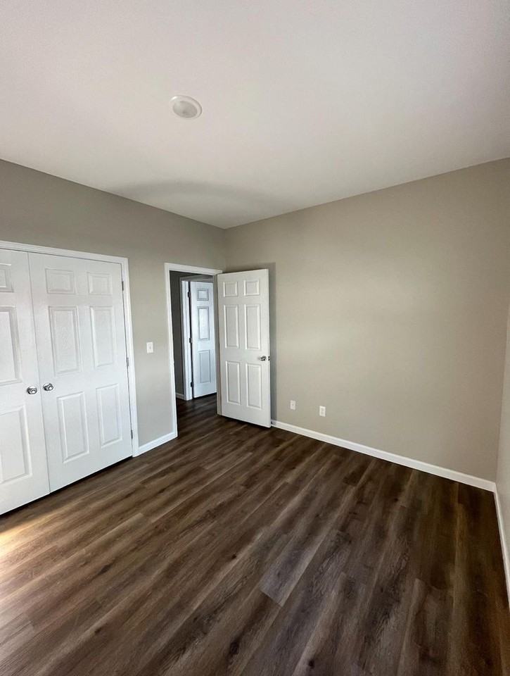 215 Cane Creek Ln #208 - Photo 7 of 17