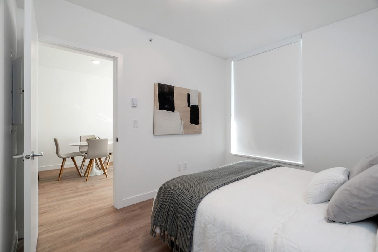 545 Sydney Avenue - Photo 6 of 13