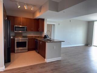 350 North Federal Highway #1006 - Photo 4 of 32