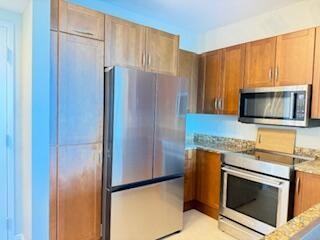 350 North Federal Highway #1006 - Photo 3 of 32