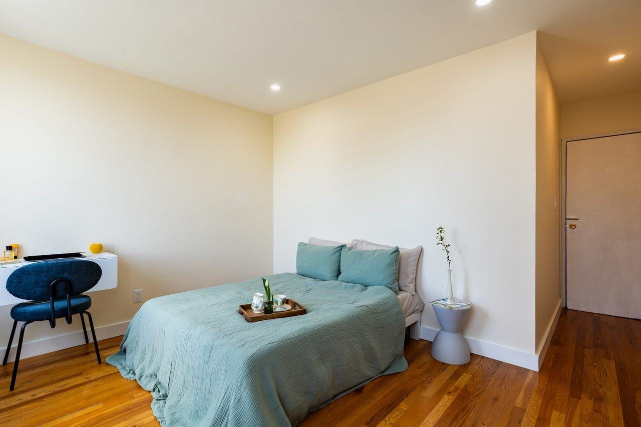 325 Lenox Ave, New York, NY 10027 #1 - Photo 2 of 9